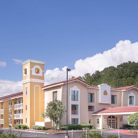 Super 8 By Wyndham Austell/Six Flags Hotel Exterior photo